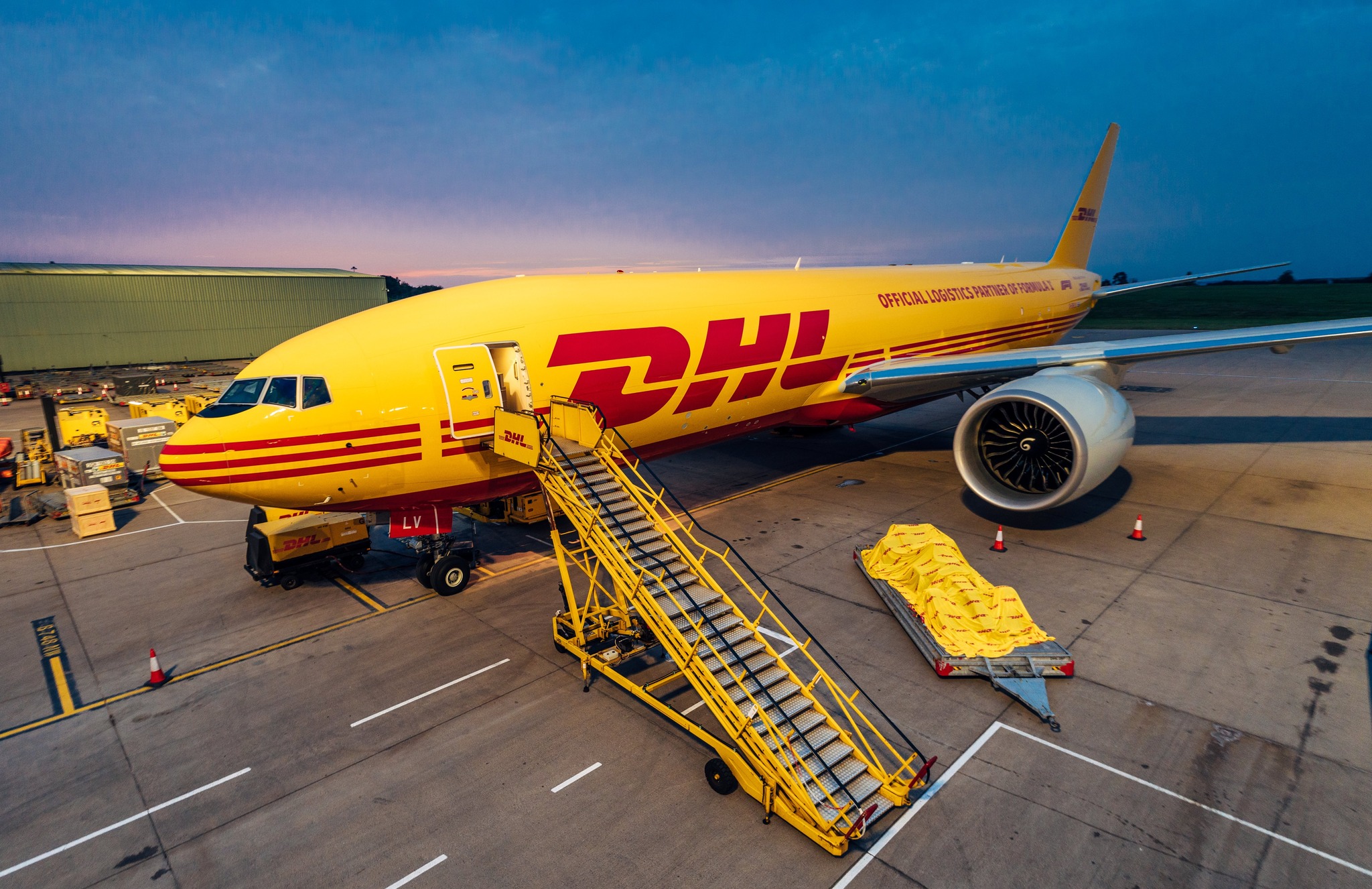 Đơn vị vận chuyển quốc tế DHL - ToTTOT